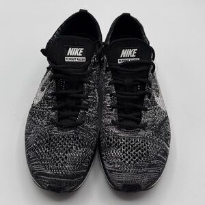 Nike Flyknit Racer Oreo Black White Men’s Size 7 Women’s Size 8.5 526628-012